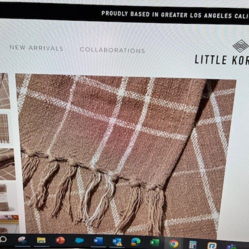 Little Korboose - Woven Throw Blanket - brown